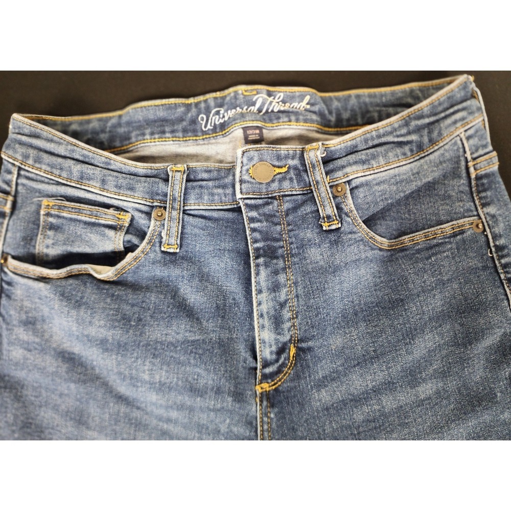 Universal Thread Womens  High‎ Rise Skinny Jeans Size 12/31R